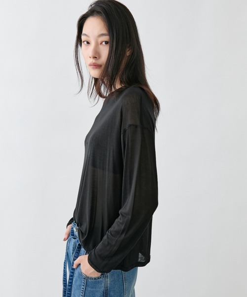 DRWCYS(ドロシーズ)の「アシメネックシアーロングスリーブTEE(Tシャツ/カットソー・レディース・グレー/アイボリー/ホワイト/ブラック・FREE)」の14枚目の写真