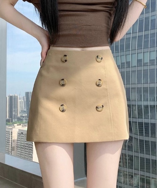 LADY LIKE(レディライク)の「【春夏新作】ダブルボタンシンプルミニスカート(スカート・レディース・ブラック/ベージュ・M)」の7枚目の写真