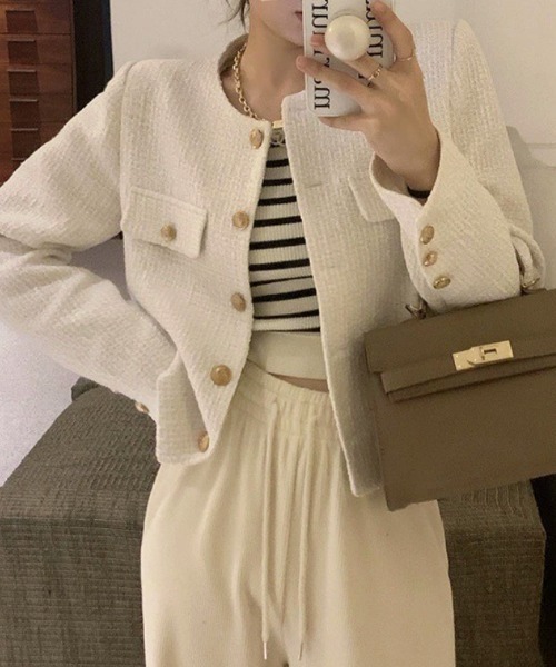 CHUL(チュル)の「ツイードノーカラージャケット(その他アウター・レディース・ホワイト/ブラック・SMALL/LARGE/X-LARGE/MEDIUM)」の3枚目の写真