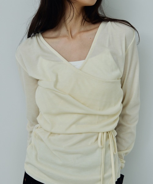 DRWCYS(ドロシーズ)の「ドレープカシュクールトップス(Tシャツ/カットソー・レディース・アイボリー/ブラック・FREE)」の3枚目の写真