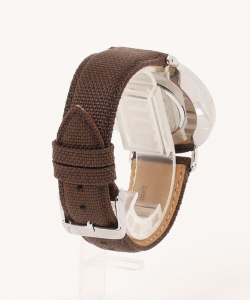 Daniel Wellington(ダニエルウェリントン)の「Classic Canvas 40mm メンズ腕時計 ローズゴールド/ゴールド/シルバー(アナログ腕時計・メンズ・ピンクゴールド/シルバー/イエローゴールド/ブラック・40mm)」の14枚目の写真