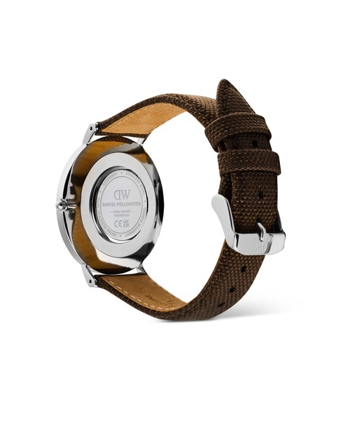 Daniel Wellington(ダニエルウェリントン)の「Classic Canvas 40mm メンズ腕時計 ローズゴールド/ゴールド/シルバー(アナログ腕時計・メンズ・ピンクゴールド/シルバー/イエローゴールド/ブラック・40mm)」の12枚目の写真
