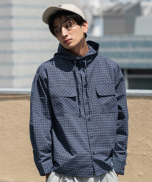 WEGO（ウィゴー）の「WEGO/【26年秋冬新作】ミニチェックフードシャツ（シャツ/ブラウス・メンズ・ブラック/ネイビー・LARGE/MEDIUM）」の9枚目の写真