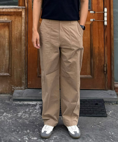MINDBRIDGE(マインドブリッジ)の「COUTURE コットン100% ファティーグ セミワイド チノパンツ - 2カラー(その他パンツ・メンズ・ブラウン/ベージュ・30/32/34/36/29)」の3枚目の写真