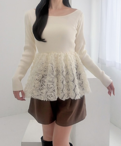 INGNI(イング)の「【SOELA】フラワーチュールペプラム長袖ニット/WEB限定(ニット/セーター・レディース・ブラック/アイボリー/チャコールグレー・FREE)」の5枚目の写真