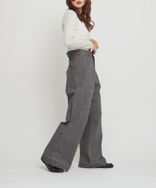 WILLOW（ウィロー）の「【willow】ダックタブ付きパンツ（その他パンツ・レディース・チャコールグレー/ベージュ・ONE SIZE）」の5枚目の写真