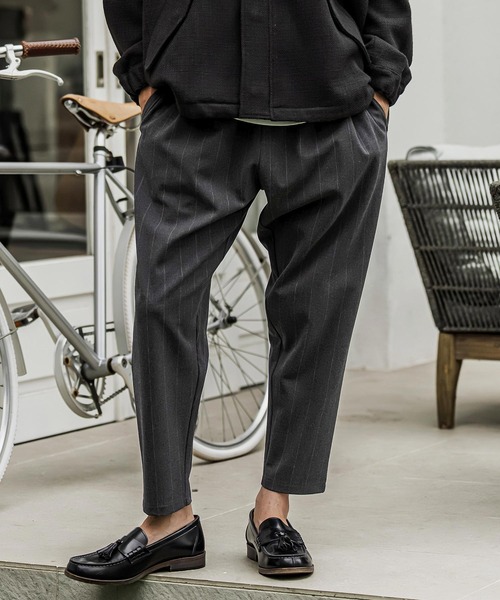 CAMBIO(カンビオ)の「mp15526- Pinstripe Tapered Pants テーパードパンツ(A76526cmb)(その他パンツ・メンズ・ブラック/ネイビー/チャコール/グレー/オフホワイト・S/M/L)」の4枚目の写真