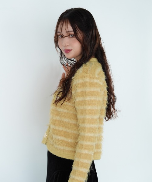 ASTORIA ODIER(アストリアオディール)の「フェザーラメボーダーカーディガン(カーディガン/ボレロ・レディース・ブラック/ブルー/ホワイト/ベージュ・MEDIUM)」の7枚目の写真