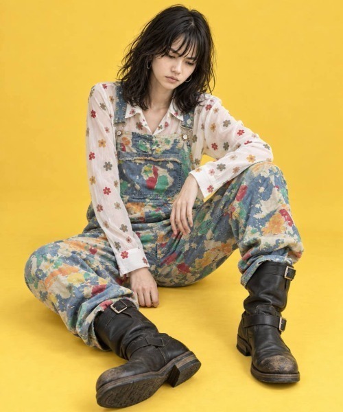 KAMINARI_TOKIO(カミナリトキオ)の「アートペイントワイドデニムオーバーオール(サロペット/オーバーオール・レディース・ブルー系・FREE)」の9枚目の写真