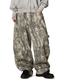 Openyard（オープンヤード）の「『Openyard/オープンヤード』UNDERGROWTH CARGO WIDE VOLUME PANTS/ワイドボリュームカーゴ パンツ（カーゴパンツ）」