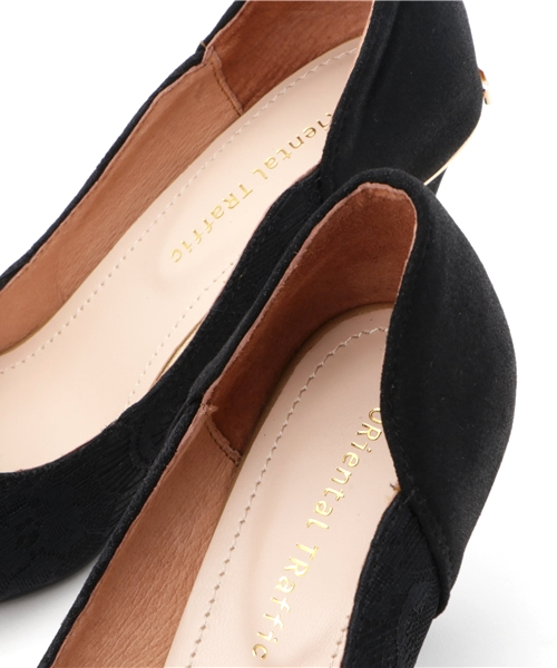 ORiental TRaffic(オリエンタルトラフィック)の「秋冬★切替バックリボンパンプス★6318(パンプス・レディース・ゴールド/グレー/ブラック・38/41/36/37/35/34/39/40/42)」の9枚目の写真