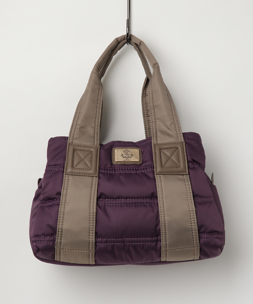 VitaFelice(ヴィータフェリーチェ)の「キルティングトートバッグ(M)(トートバッグ・レディース・チャコールグレー/ブラック/ベージュ/パープル/ネイビー/カーキ/ピンク/アイボリー/グレー系その他/ナチュラル/パープル系その他/ワイン/ブラック系その他/ベージュ系その他/グレー/ブラウン/パープル系その他2/チャコール/ライトグレー/ドット/カモフラージュ・FREE)」の15枚目の写真