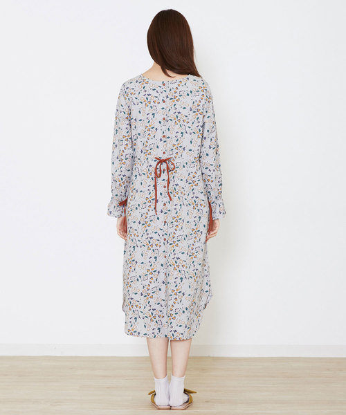 POU DOU DOU（プードゥドゥ）の「更紗花柄袖口リボン２wayワンピ（ワンピース・レディース・キナリ/ネイビー/グレー・3）」の5枚目の写真