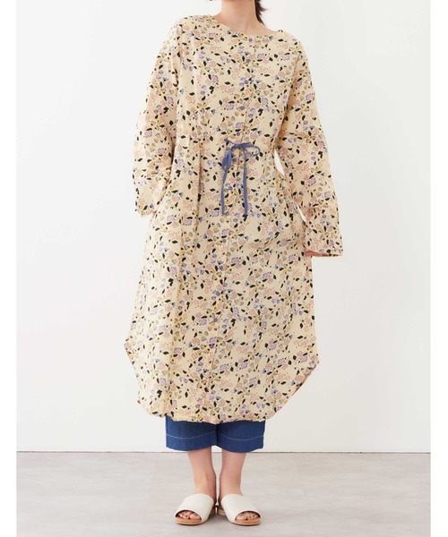 POU DOU DOU（プードゥドゥ）の「更紗花柄袖口リボン２wayワンピ（ワンピース・レディース・キナリ/ネイビー/グレー・3）」の15枚目の写真