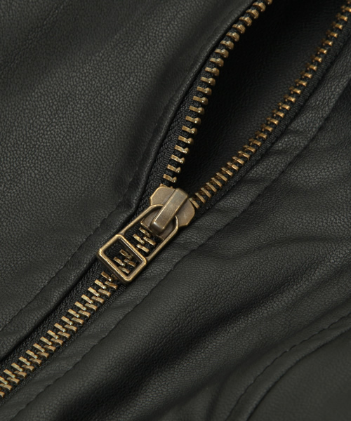 Another Edition（アナザーエディション）の「AE FAKEﾚｻﾞｰ N/C RIDERS（ライダースジャケット・レディース・ブラック/ベージュ・SMALL/MEDIUM）」の14枚目の写真