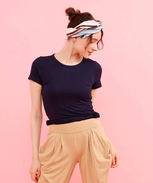 aimoha（アイモハ）の「ベーシックTシャツ（Tシャツ/カットソー・レディース・ホワイト/ブラック/パープル/ネイビー/ブラウン/グレー/グリーン/ミント/ライトピンク/ピンク/ブラック系その他/グレー系その他/グリーン系その他/ブルー系その他/ライトグレー/ピンク系その他/ホワイト系その他・MEDIUM/LARGE/SMALL/X-LARGE）」の13枚目の写真