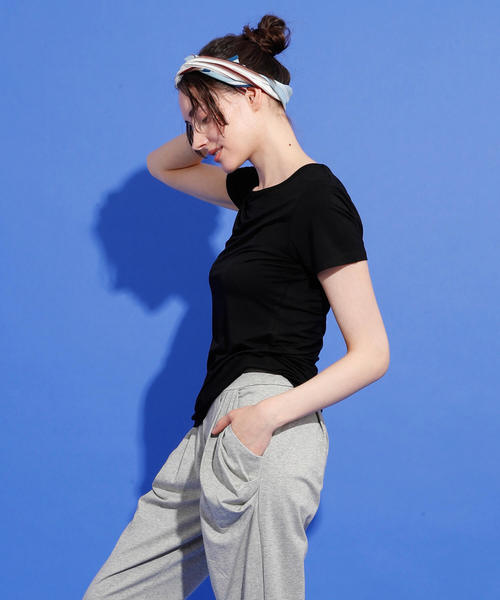 aimoha（アイモハ）の「ベーシックTシャツ（Tシャツ/カットソー・レディース・ホワイト/ブラック/パープル/ネイビー/ブラウン/グレー/グリーン/ミント/ライトピンク/ピンク/ブラック系その他/グレー系その他/グリーン系その他/ブルー系その他/ライトグレー/ピンク系その他/ホワイト系その他・MEDIUM/LARGE/SMALL/X-LARGE）」の21枚目の写真