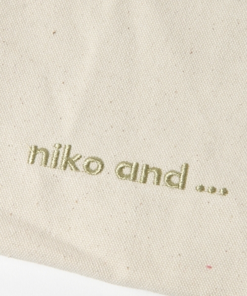 niko and...(ニコアンド)の「オリジナルアソート2WAYトート(トートバッグ・レディース・ナチュラル/レッド/ネイビー・0)」の15枚目の写真