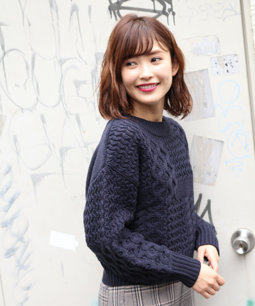 apres jour（アプレジュール）の「ケーブルパッチワークニット【ZOZOTOWN限定アイテム】（ニット/セーター・レディース・ライトグレー/ベージュ/オフホワイト/キャメル/マスタード/ダークネイビー・フリー）」の14枚目の写真