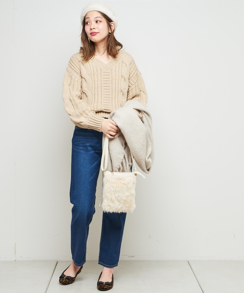 natural couture（ナチュラルクチュール）の「ハイウエストストレートデニム（デニムパンツ・レディース・インディゴブルー/ブルー・SMALL/MEDIUM）」の4枚目の写真