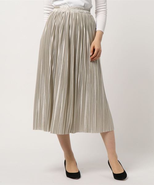 KOBE LETTUCE（コウベレタス）の「ロング丈／マキシ丈2typeサテンプリーツスカート（スカート・レディース・ブラック/パープル/グレー/ベージュ系その他/グリーン/モカ/ホワイト/ラベンダー/グリーン系その他/ピンク/ベージュ/グレー系その他2/ブラウン系その他2/ベージュ系その他2/ベージュ系その他3/グリーン系その他2/パープル系その他2/オリーブ/パープル系その他/アイボリー/ホワイト系その他/グレー系その他/ブラウン系その他・FREE）」の14枚目の写真