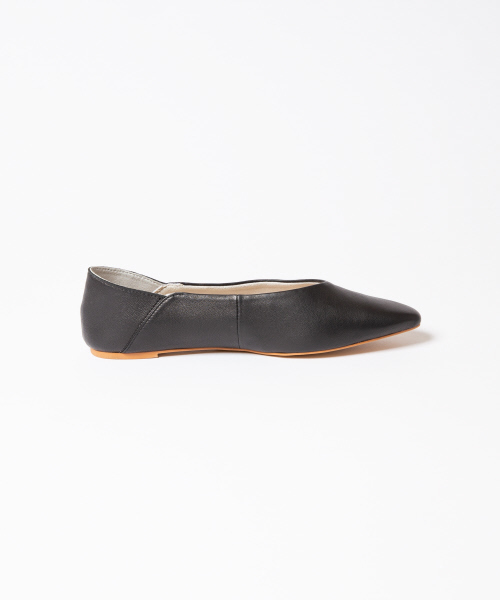 PICHE ABAHOUSE（ピシェ アバハウス）の「バブーシュ2WAYフラットシューズ（パンプス・レディース・ホワイト/ブラック/シルバー・40/38/39/35/36/37/34）」の4枚目の写真