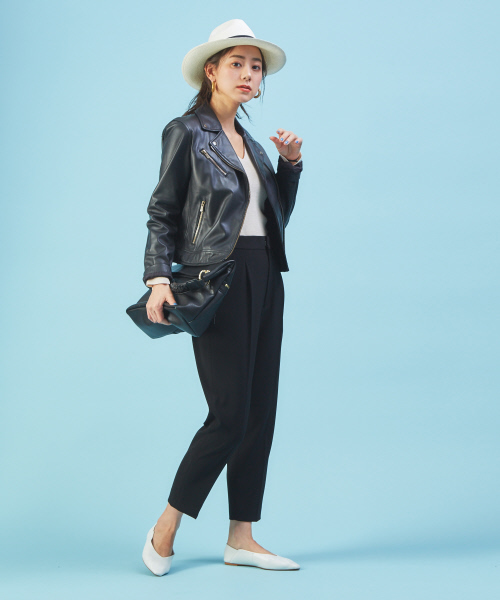 PICHE ABAHOUSE（ピシェ アバハウス）の「バブーシュ2WAYフラットシューズ（パンプス・レディース・ホワイト/ブラック/シルバー・40/38/39/35/36/37/34）」の17枚目の写真