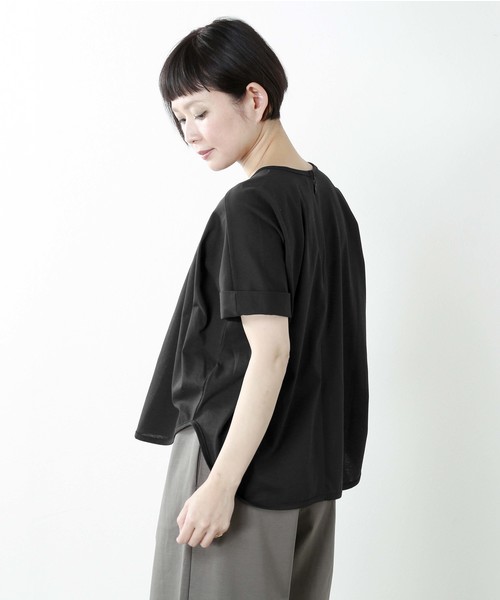 UNIVERSAL TISSU（ユニヴァーサルティシュ）の「「universal