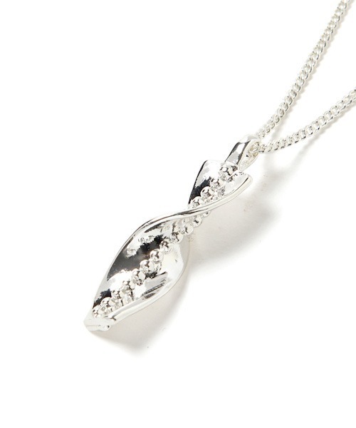 PAGEBOY（ページボーイ）の「トルネードチェーンネックレス（ネックレス・レディース・ライトグレー・FREE）」の4枚目の写真