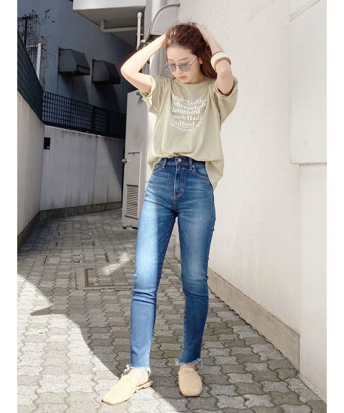 Ungrid（アングリッド）の「CityロゴTee（Tシャツ/カットソー・レディース・オフホワイト/ライトグレー/カーキ・FREE）」の9枚目の写真