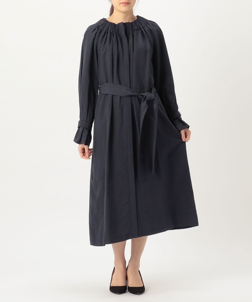 Tiara（ティアラ）の「ガウンワンピース（ワンピース・レディース・ネイビー/アイボリー/サックスブルー・FREE）」の2枚目の写真