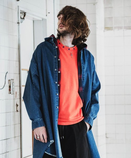 NO ID.(ノーアイディ)の「【NO ID.】Neck Embroidery Pullover / ネック 刺繍 プルオーバー(Tシャツ/カットソー・メンズ・ブラック/オレンジ/パープル/アイボリー・1/2)」の11枚目の写真