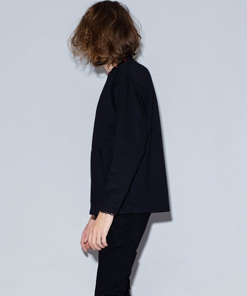 NO ID.(ノーアイディ)の「【NO ID.】Neck Embroidery Pullover / ネック 刺繍 プルオーバー(Tシャツ/カットソー・メンズ・ブラック/オレンジ/パープル/アイボリー・1/2)」の13枚目の写真