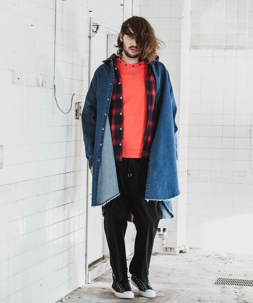 NO ID.(ノーアイディ)の「【NO ID.】Neck Embroidery Pullover / ネック 刺繍 プルオーバー(Tシャツ/カットソー・メンズ・ブラック/オレンジ/パープル/アイボリー・1/2)」の20枚目の写真