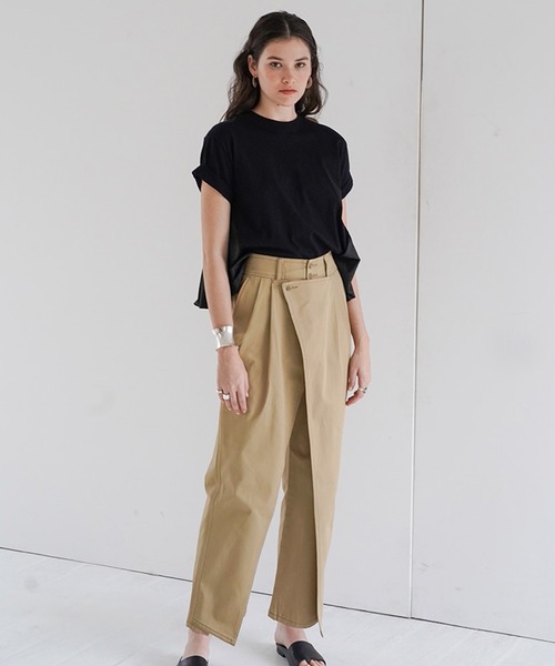 CLANE（クラネ）の「【CLANE(クラネ)】バックフリルTシャツ（Tシャツ/カットソー・レディース・ホワイト/ブラック/ベージュ/グリーン・1）」の11枚目の写真