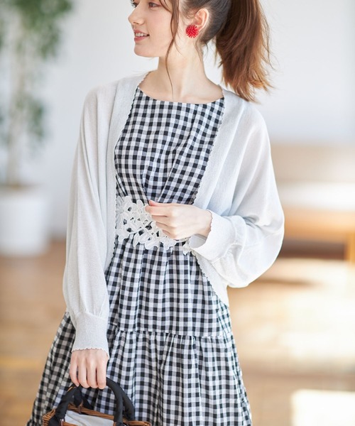 tocco closet（トッコ　クローゼット）の「ラメ入りスカラップカットボレロ（カーディガン/ボレロ・レディース・ベージュ/ネイビー/グレー系その他・M）」の3枚目の写真