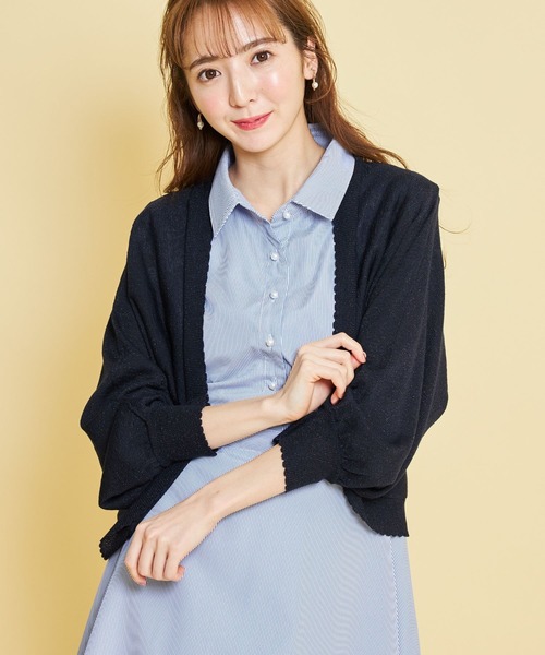 tocco closet（トッコ　クローゼット）の「ラメ入りスカラップカットボレロ（カーディガン/ボレロ・レディース・ベージュ/ネイビー/グレー系その他・M）」の2枚目の写真