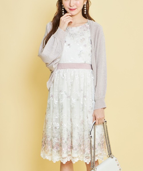 tocco closet（トッコ　クローゼット）の「ラメ入りスカラップカットボレロ（カーディガン/ボレロ・レディース・ベージュ/ネイビー/グレー系その他・M）」の4枚目の写真