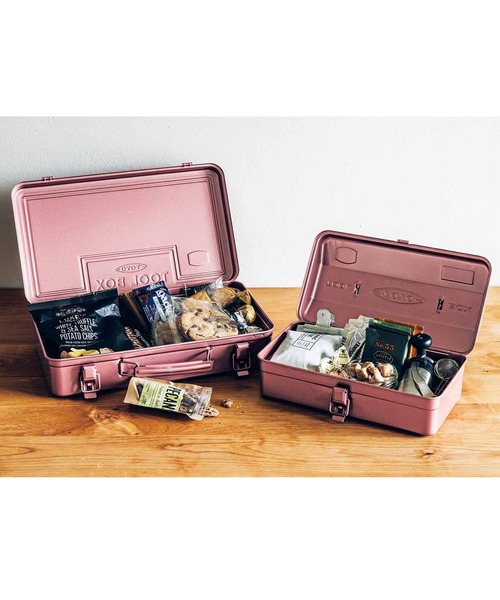 USEDo（ユーズド）の「トランク型スチール工具箱〈レトロピンク