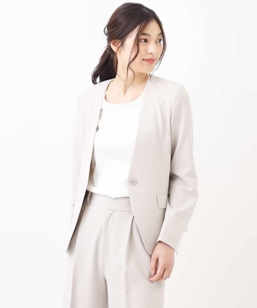 a.v.v（アーヴェヴェ）の「【セットアップ対応】Ｖネックジャケット（セットアップ・レディース・ブラック/ベージュ/ブルー・38/40/42/36/34）」の11枚目の写真
