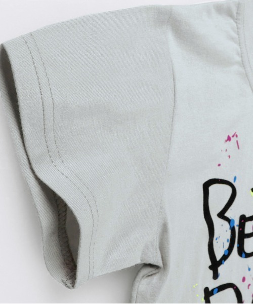 RADCHAP（ラッドチャップ）の「【プチプラ】スプラッシュ半袖Tシャツ（Tシャツ/カットソー・キッズ・ブラック/ライトグレー・100cm/140cm/120cm/150cm/110cm/90cm/130cm）」の6枚目の写真