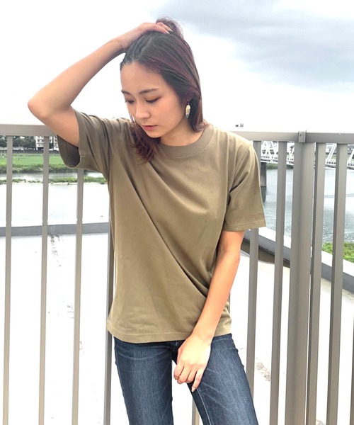 FRUIT OF THE LOOM（フルーツオブザルーム）の「【FRUIT OF THE LOOM】7oz 天竺 Tシャツ / フルーツオブザルーム 半袖 裾ワンポイントTee（Tシャツ/カットソー・メンズ・カーキ/ベージュ/ホワイト/グレー/ネイビー/ブラック・S/LL/L/M/XS）」の5枚目の写真