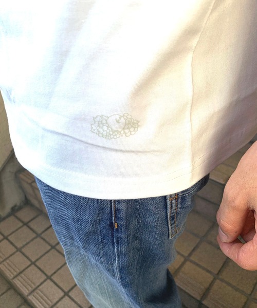 FRUIT OF THE LOOM（フルーツオブザルーム）の「【FRUIT OF THE LOOM】7oz 天竺 Tシャツ / フルーツオブザルーム 半袖 裾ワンポイントTee（Tシャツ/カットソー・メンズ・カーキ/ベージュ/ホワイト/グレー/ネイビー/ブラック・S/LL/L/M/XS）」の10枚目の写真