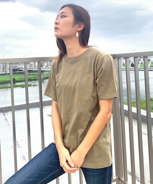 FRUIT OF THE LOOM（フルーツオブザルーム）の「【FRUIT OF THE LOOM】7oz 天竺 Tシャツ / フルーツオブザルーム 半袖 裾ワンポイントTee（Tシャツ/カットソー・メンズ・カーキ/ベージュ/ホワイト/グレー/ネイビー/ブラック・S/LL/L/M/XS）」の16枚目の写真