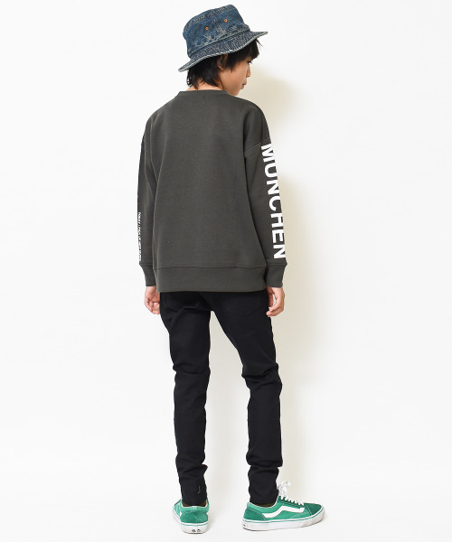 RAT EFFECT（ラットエフェクト）の「【裏起毛】袖プリントビッグトレーナー（スウェット・キッズ・チャコールグレー/ブラウン/ブラック/ベージュ/オフホワイト/カーキ/ブルー・120/130/140/150/160/170）」の13枚目の写真