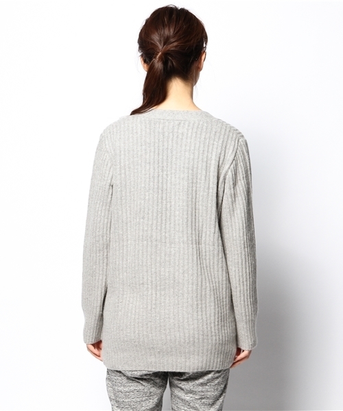 Ray BEAMS(レイビームス)の「Ray BEAMS / "R"レタード ロングV カーディガン(カーディガン/ボレロ・レディース・シルバー/ネイビー・ONE SIZE)」の8枚目の写真