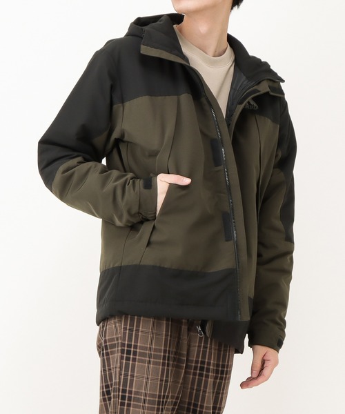 PEN FIELD（ペンフィールド）の「ライトソロナマウテンパーカー（マウンテンパーカー・メンズ・ブラック/ベージュ/カーキ/ワイン・M/L/XL）」の4枚目の写真