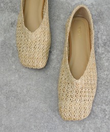 斜めワイドスクエアトゥのVカットフラットパンプス/かかとが踏めるバブーシュ