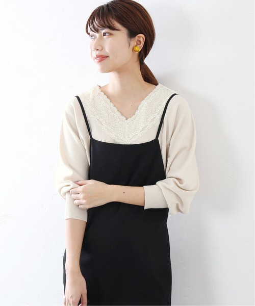 La TOTALITE（ラトータリテ）の「レースVネックプルオーバー【手洗い可能】◆（ニット/セーター・レディース・ベージュ/ナチュラル/ネイビー・FREE）」の6枚目の写真