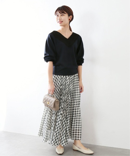 La TOTALITE（ラトータリテ）の「レースVネックプルオーバー【手洗い可能】◆（ニット/セーター・レディース・ベージュ/ナチュラル/ネイビー・FREE）」の15枚目の写真